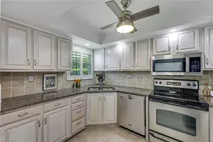 29 High Point Cir E, Naples, FL 34103 - Photo 7