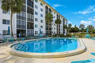 29 High Point Cir E, Naples, FL 34103 - Photo 3