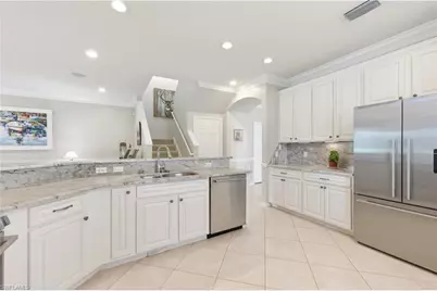 5640 Lago Villaggio Way, Naples, FL 34104 - Photo 9