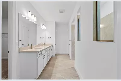 17055 Bishop Blvd, Alva, FL 33920 - Photo 13