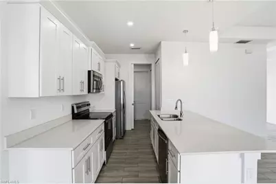 326 NE 20th Ter, Cape Coral, FL 33909 - Photo 13