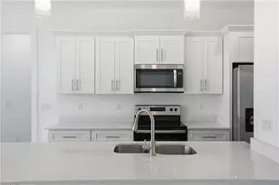 326 NE 20th Terrace, Cape Coral, FL 33909 - Photo 11