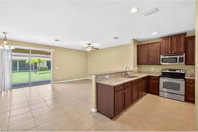 3806 Clearbrook Ln, Fort Myers, FL 33966 - Photo 7