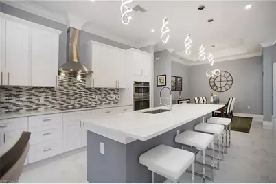 610 25th Ave NW, Naples, FL 34120 - Photo 17