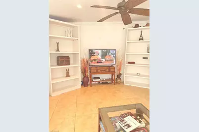 250 10th St NE, Naples, FL 34120 - Photo 7