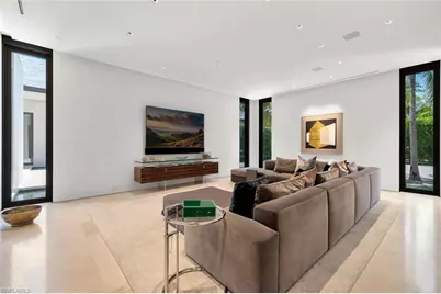 3655 Fort Charles Dr, Naples, FL 34102 - Photo 17