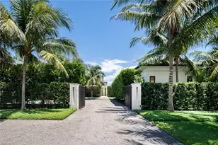 3655 Fort Charles Dr, Naples, FL 34102 - Photo 7