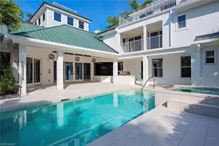 180 7th Ave S, Naples, FL 34102 - Photo 3