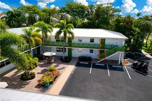 975 9th Ave S, Naples, FL 34102 - Photo 19