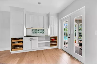162 Westwood Dr, Naples, FL 34110 - Photo 11