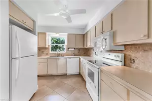 600 Valley Stream Dr, Naples, FL 34113 - Photo 11