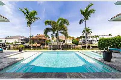 2100 Snook Dr, Naples, FL 34102 - Photo 3