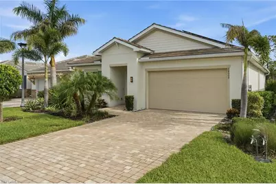 28009 Seasons Tide Ave, Bonita Springs, FL 34135 - Photo 5