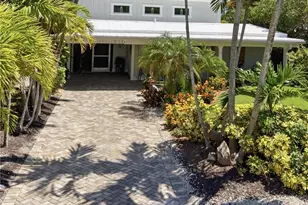 840 Myrtle Terrace, Naples, FL 34103 - Photo 37