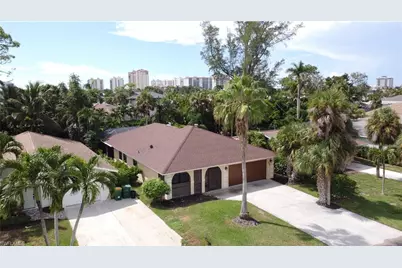 552 97th Ave N, Naples, FL 34108 - Photo 1