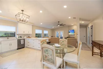 552 97th Ave N, Naples, FL 34108 - Photo 7