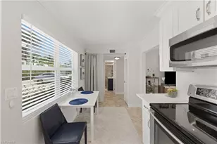 275 8th Ave S, Naples, FL 34102 - Photo 13