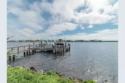 883 Galleon Dr, Naples, FL 34102 - Photo 43
