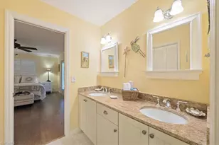 587 Parkwood Ln, Naples, FL 34103 - Photo 15