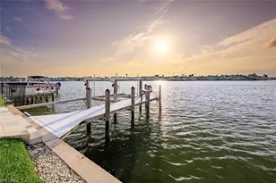 1942 Kingfish Rd, Naples, FL 34102 - Photo 43