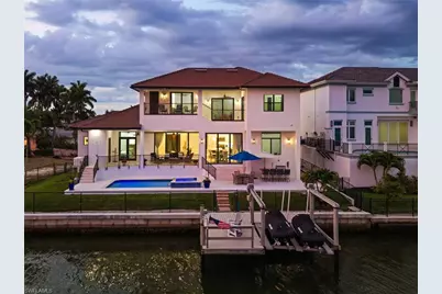 388 Pine Ave, Naples, FL 34108 - Photo 7
