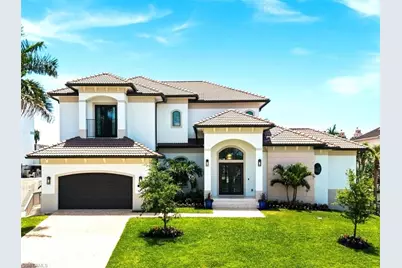 388 Pine Ave, Naples, FL 34108 - Photo 1