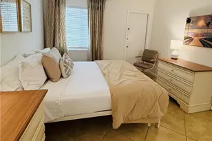 3250 10th St N, Naples, FL 34103 - Photo 7
