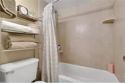 2555 Tamiami Trl N #115, Naples, FL 34103 - Photo 19