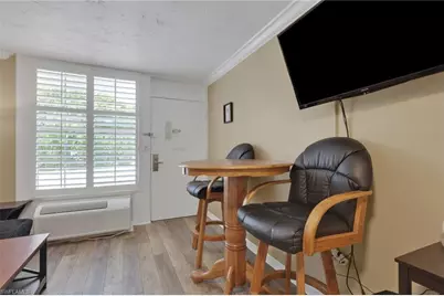 2555 Tamiami Trl N #115, Naples, FL 34103 - Photo 5
