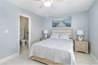 146 Clyburn Way W #I-6, Marco Island, FL 34145 - Photo 15
