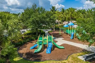 2271 Heydon Cir W, Naples, FL 34120 - Photo 35