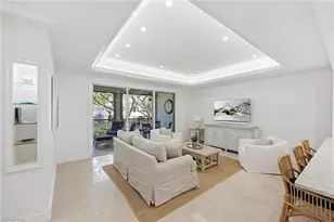 411 6th St S, Naples, FL 34102 - Photo 5