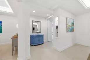 411 6th St S, Naples, FL 34102 - Photo 25