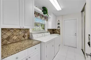 3142 Andorra Ct, Naples, FL 34109 - Photo 11