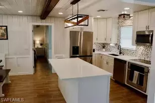 127 Standish Cir, North Fort Myers, FL 33903 - Photo 5