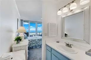 140 Seaview Ct, Marco Island, FL 34145 - Photo 17