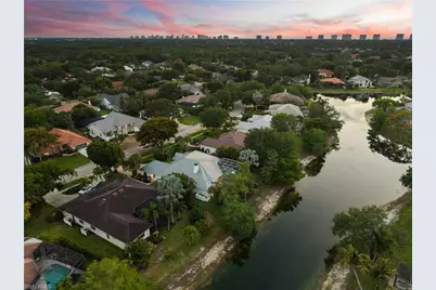 2039 Mission Dr, Naples, FL 34109 - Photo 47