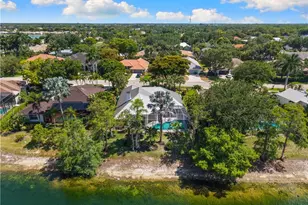 2039 Mission Dr, Naples, FL 34109 - Photo 3