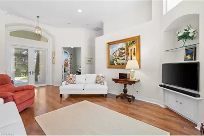 2039 Mission Dr, Naples, FL 34109 - Photo 7