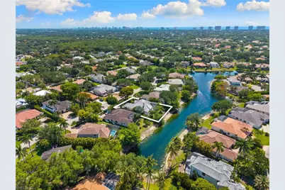 2039 Mission Dr, Naples, FL 34109 - Photo 5