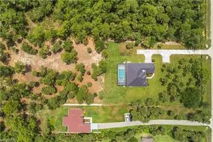 172 11th St SW, Naples, FL 34117 - Photo 7