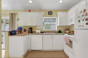 3110 Desoto Blvd S, Naples, FL 34117 - Photo 9