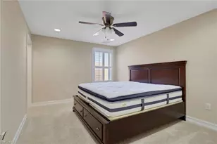 16309 Aberdeen Wy, Naples, FL 34110 - Photo 25