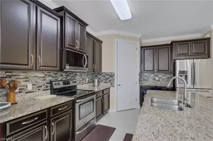 16309 Aberdeen Wy, Naples, FL 34110 - Photo 7