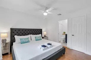 250 Willowick Dr, Naples, FL 34110 - Photo 7