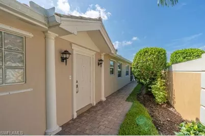 7872 Umberto Ct, Naples, FL 34114 - Photo 5