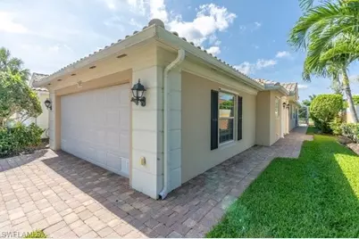 7872 Umberto Ct, Naples, FL 34114 - Photo 3