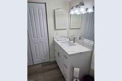 1900 Alamanda Dr #202, Naples, FL 34102 - Photo 13