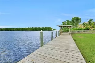 301 Copeland Ave S, Everglades City, FL 34139 - Photo 21
