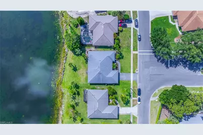 9882 Campbell Cir, Naples, FL 34109 - Photo 13